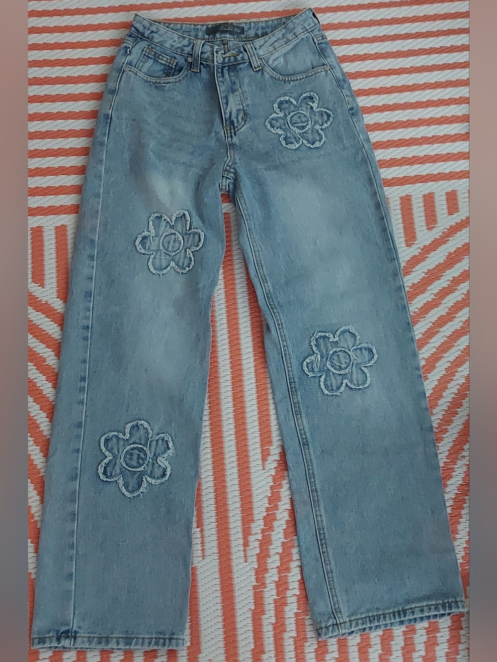 Denim Flower Patch Straight-Leg Jeans - Light Blue